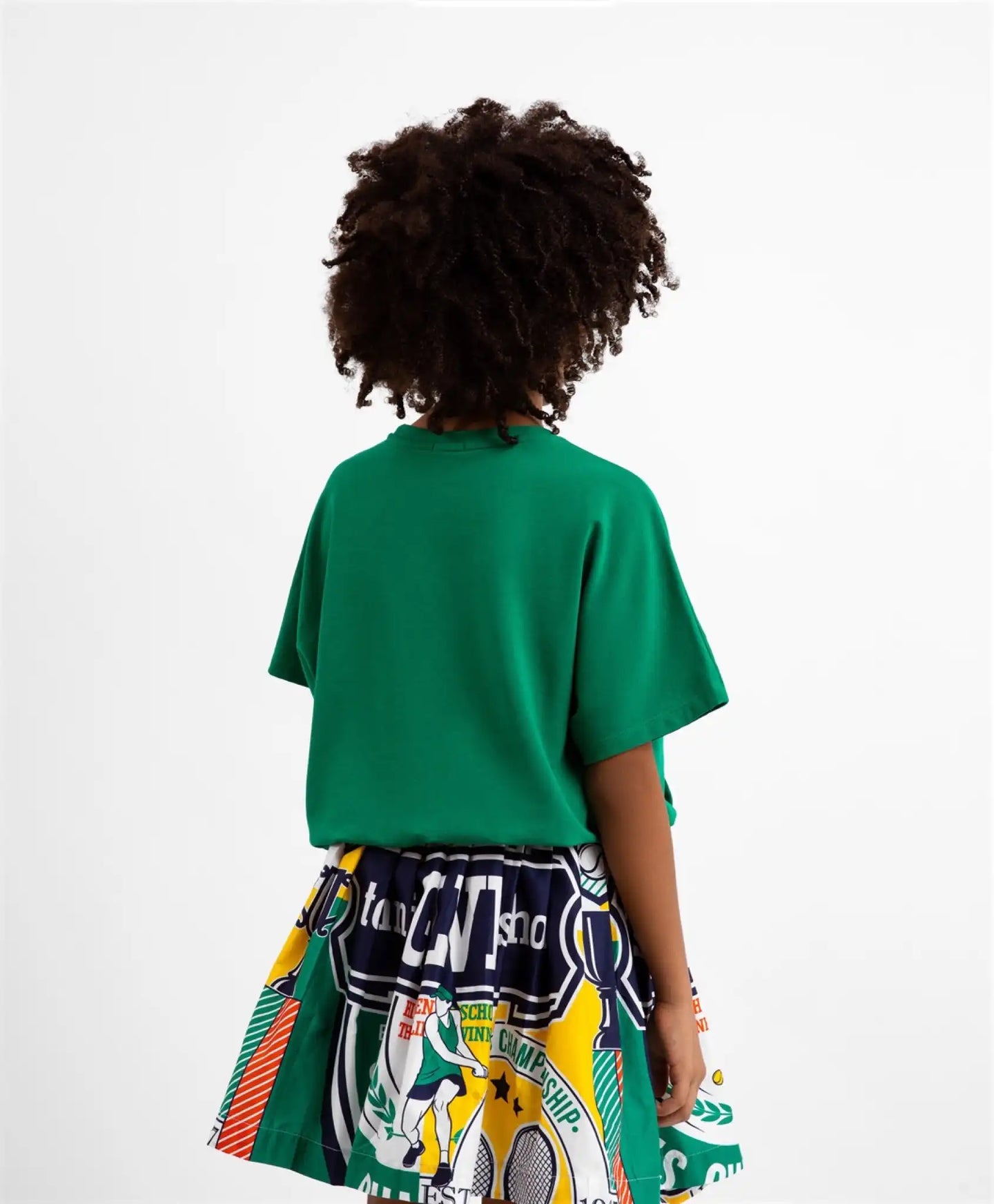 Tricou verde cu mânecă scurtă, Gulliver