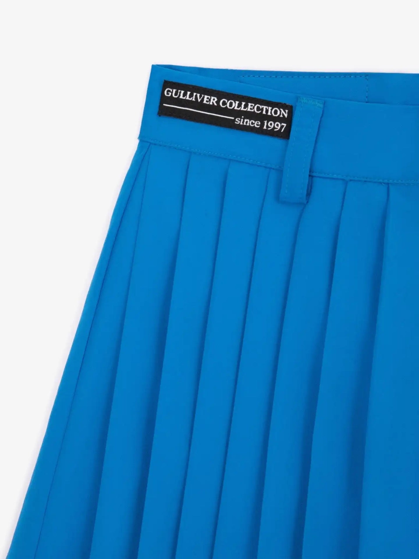 Pantaloni scurți plisati în nuanță modernă de albastru cobalt, Gulliver