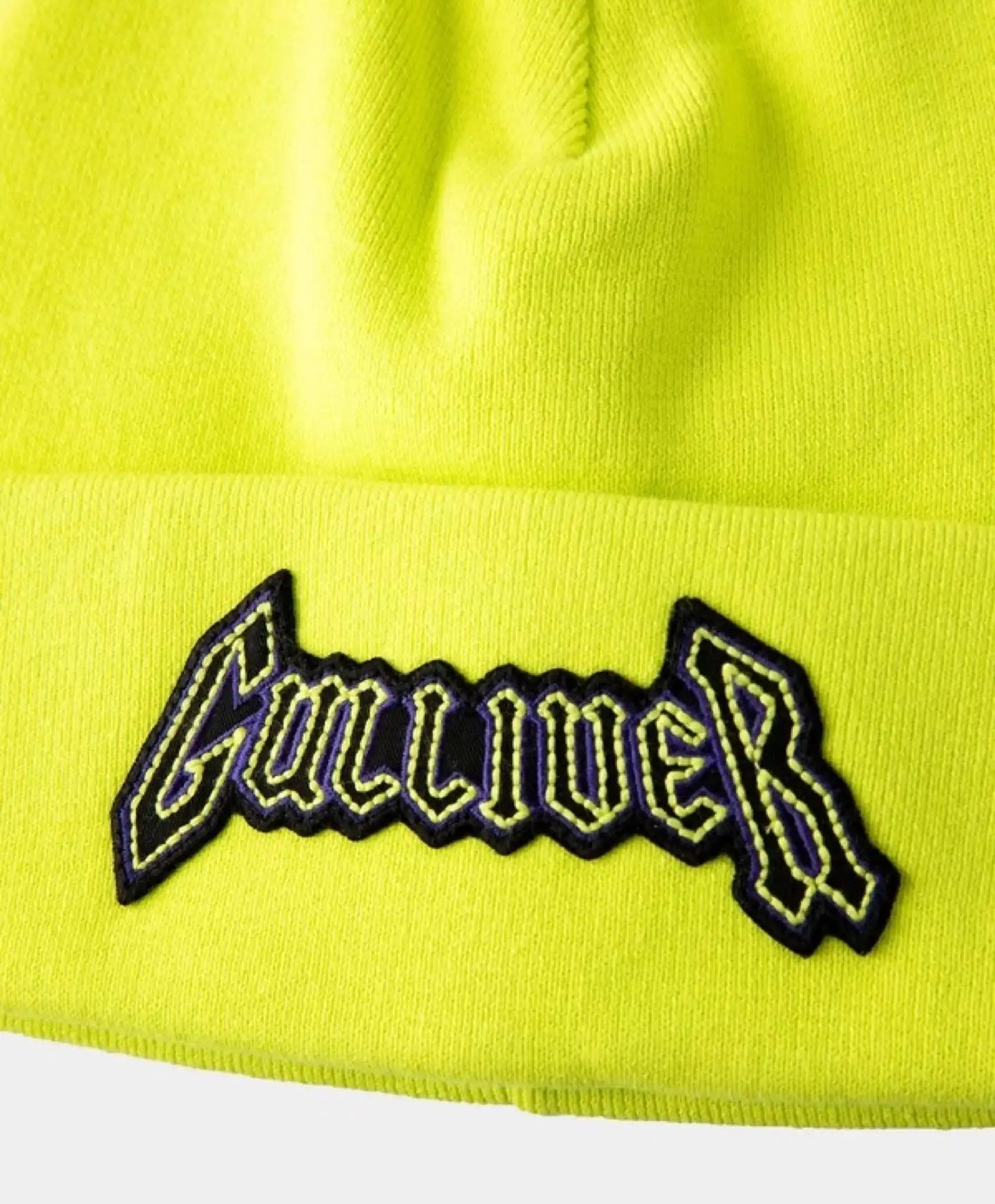 Căciulă tricotată galbenă cu inscripție Gulliver