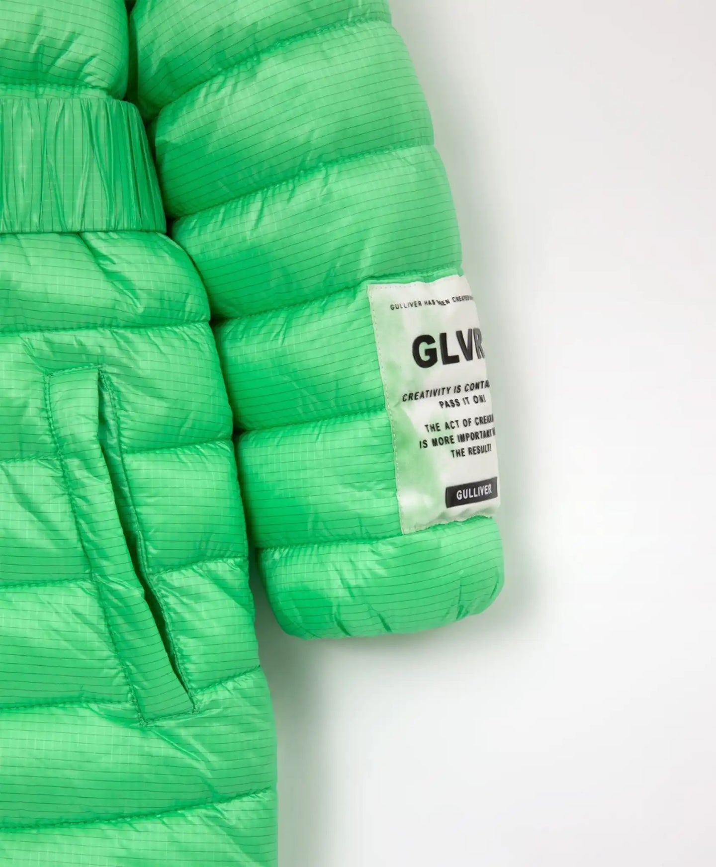 Palton căptușit de tranziție cu glugă verde de la Gulliver