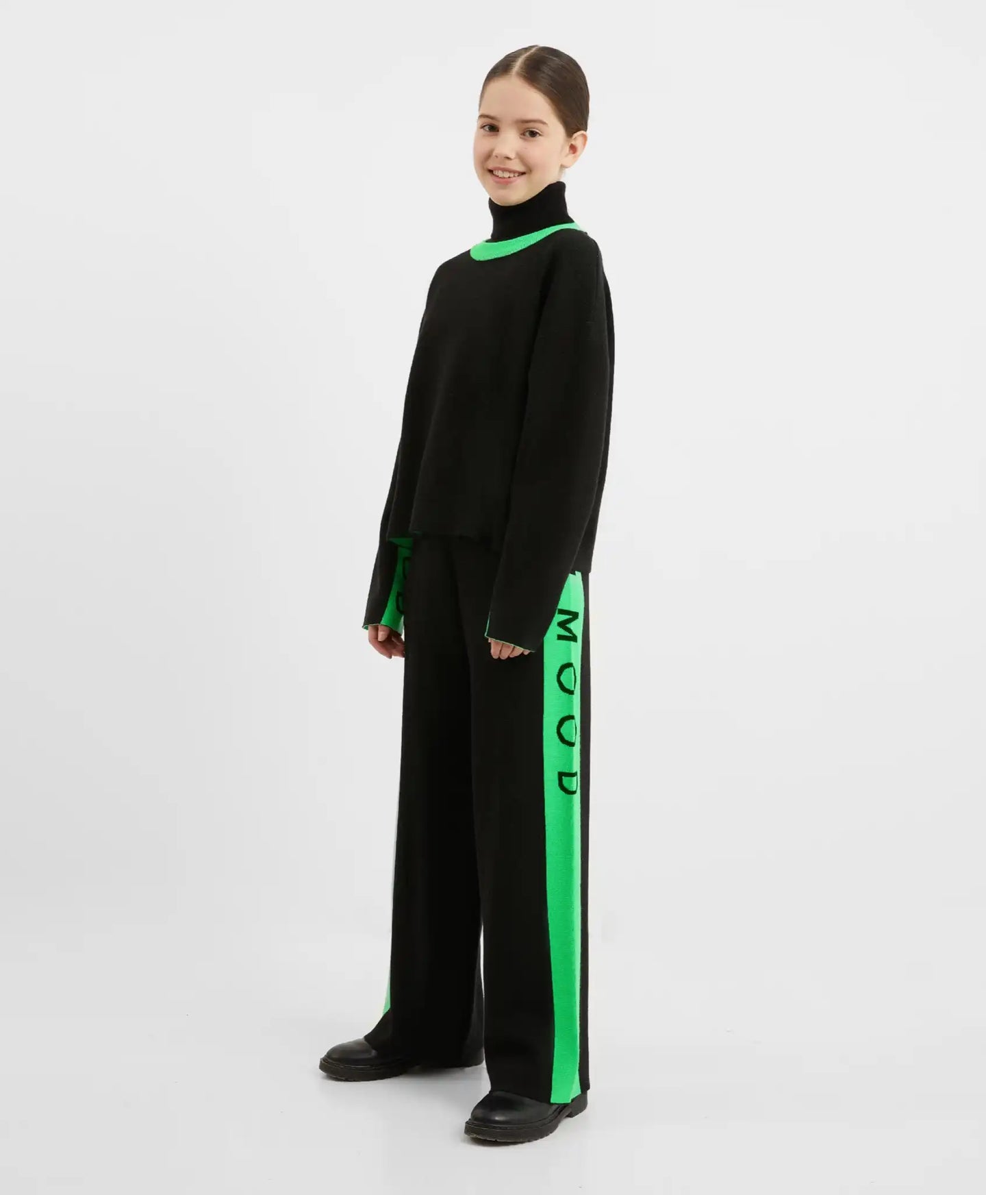 Pantaloni tricot cu dungi laterale, negri, pentru fată, Gulliver